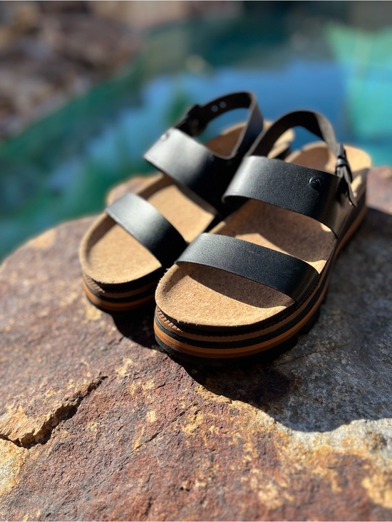 Reef Shoes - Reef Vista Luxe Liah Black Triple-Strap Platform Sandals